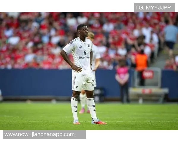 斯科尔斯批评阿莫林对梅努的处理呼吁其尽快离开俱乐部